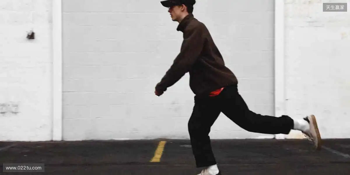 正品周边彰显态度，球迷专属热血收藏🎯